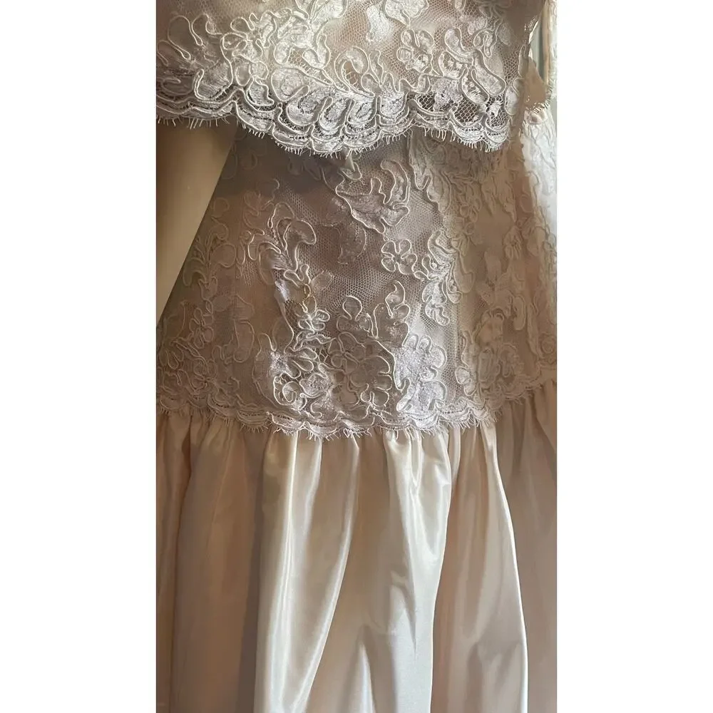 Vintage ILGWU Pink Lace Off-Shoulder Formal Gown - Picture 13 of 17